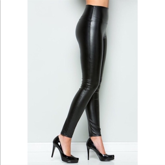 Boutique with Grace Soft & Stretchy Faux Leather Leggings NIP - Picture 4 of 11